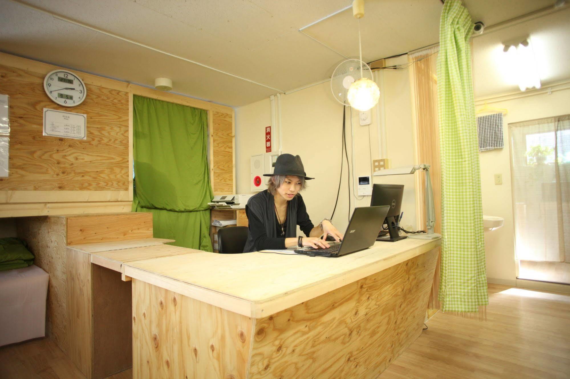 Edo Tokyo Hostel Buitenkant foto